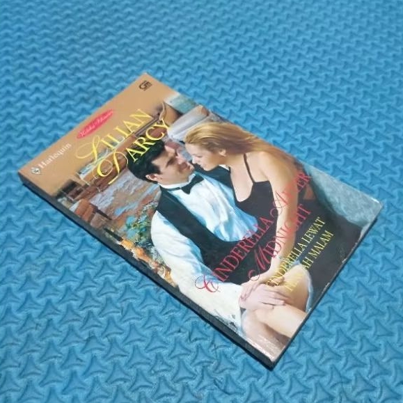 ORIGINAL NOVEL CINDERELLA LEWAT TENGAH MALAM