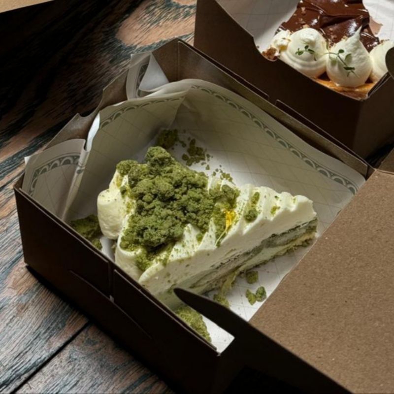 

SHU ARTISANS - MATCHAMISU by the slice