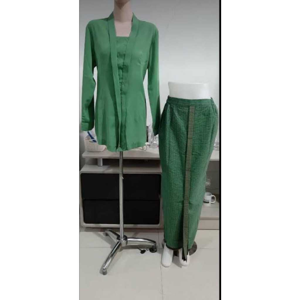 Satu Set Pakaian PSR persit hijau