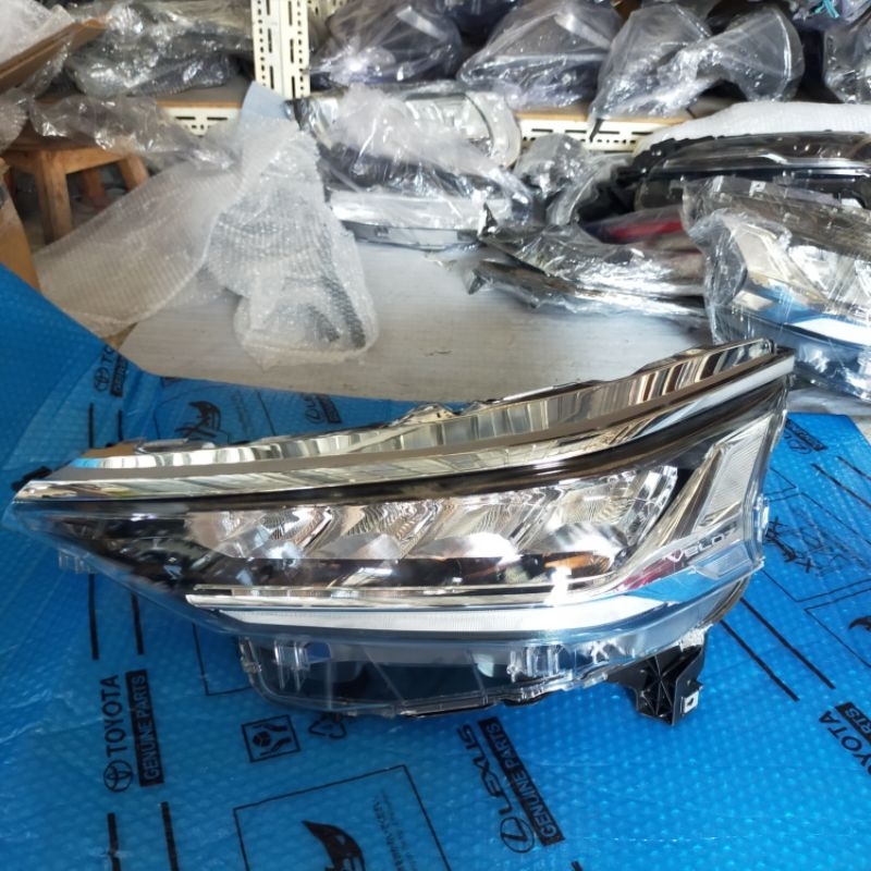 HEADLAMP LAMPU DEPAN MOBIL TOYOTA AVANZA VELOZ 2021 2022 2023 ORIGINAL KIRI