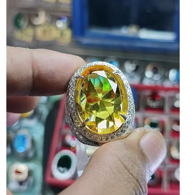 Yellow safir dimensi jumbo
