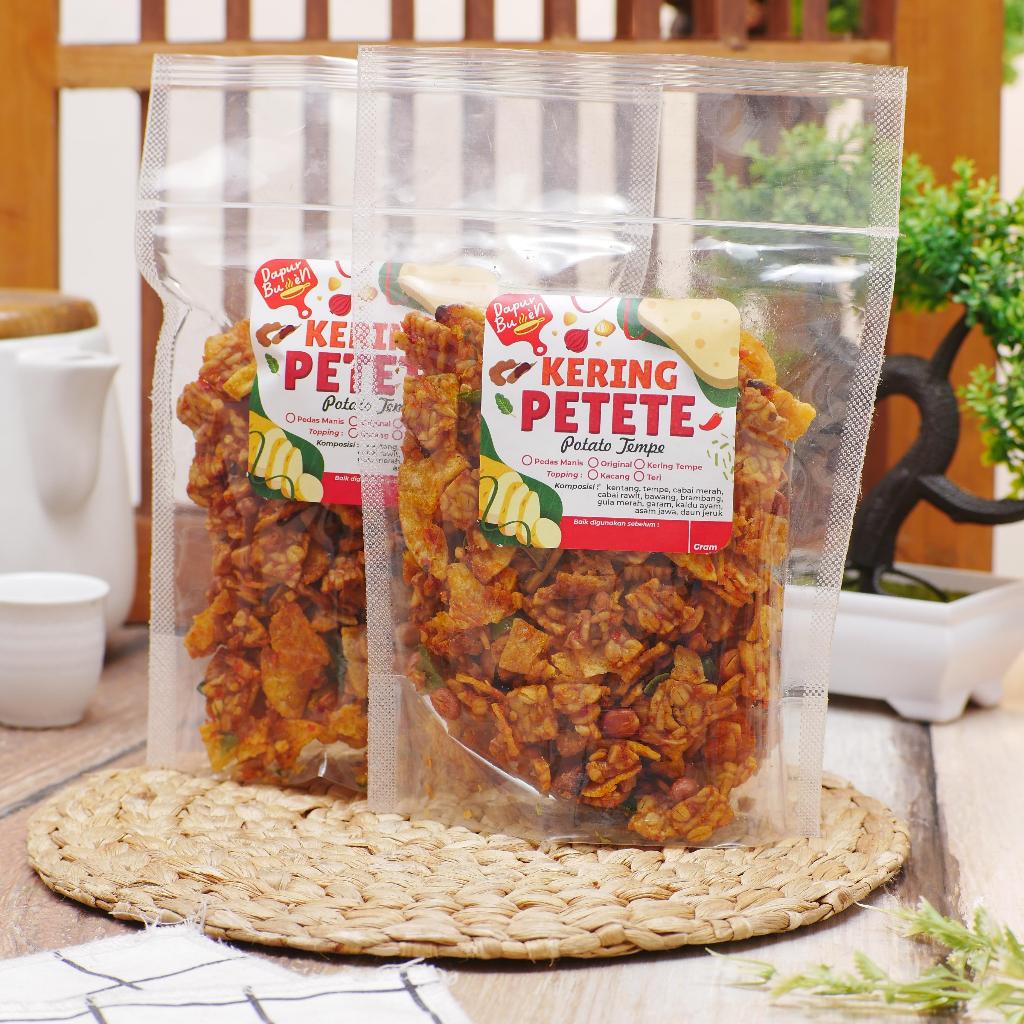 

Kering Kentang Kering Tempe PETETE Potato Tempe Pedas Manis 200 gram Kemasan Pouch