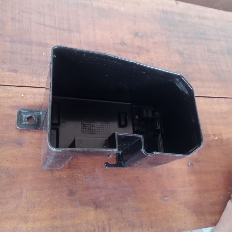 tutup wadah aki honda vario tachno vario 150 led. vario 125 led. original