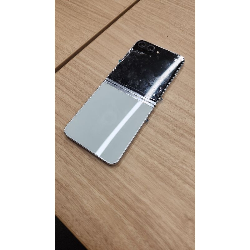 Samsung Galaxy Z Flip 5