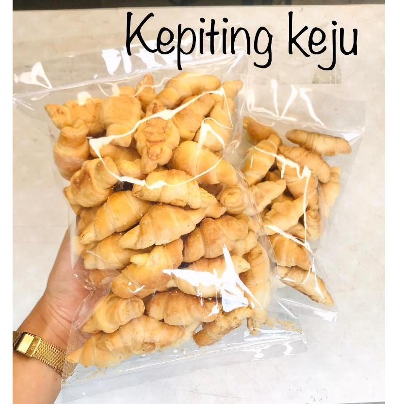 

Kue Kepiting Keju 250gr Pastry Kering Mini Croissant