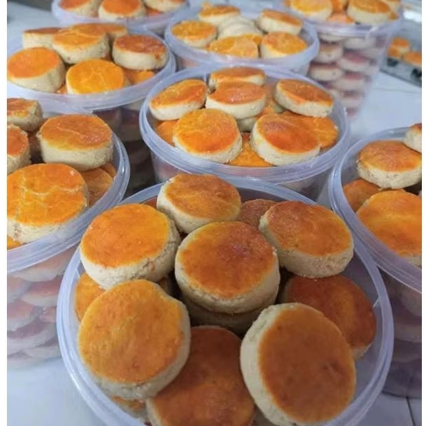 

Kue Kacang Jember kemasan toples 1kg roti kacang khas Jember murah kacang berasa kue home Made murah