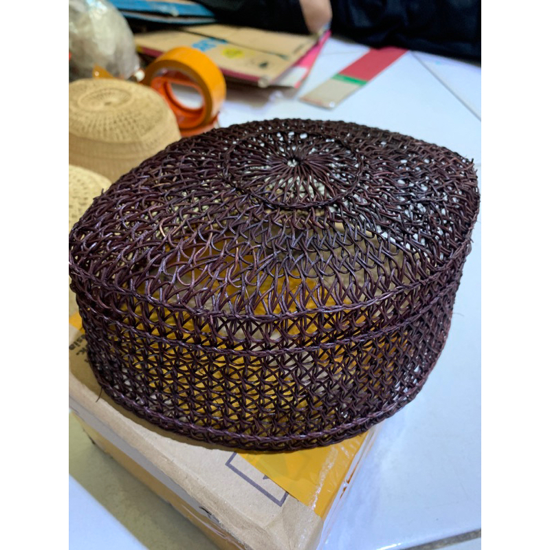PECI ROTAN UAR WARNA COKLAT/KOPIAH ROTAN COKLAT
