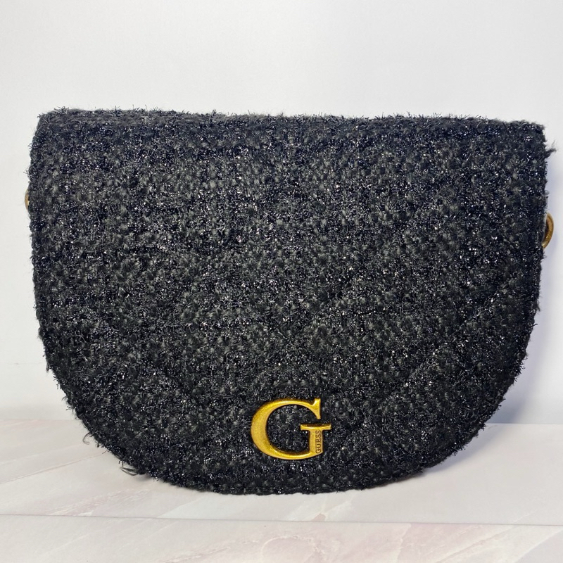 TWEED SHOULDER BAG BY GUESS - BLACK