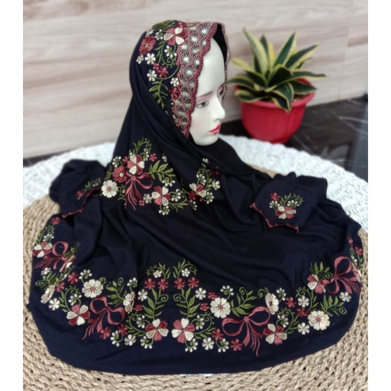 MUKENA TERUSAN DEWASA HITAM BORDIR CANTIK