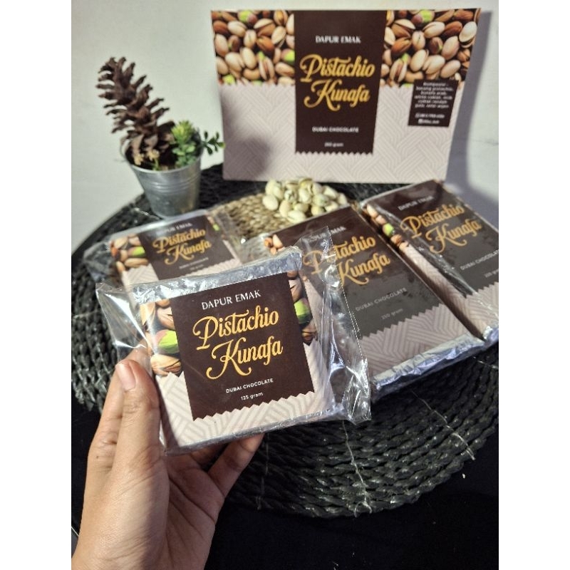 

coklat dubai kunafa pistacio