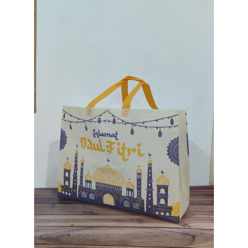 

Tas Goodie Bag Spundbond Bingkisan Parsel Hampers Idul Fitri Lebaran Tas Lebaran Sembako Sablon 31x40x15