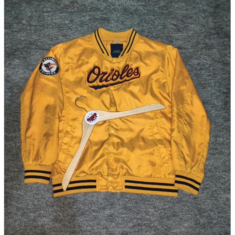 varsity mlb bahan satin