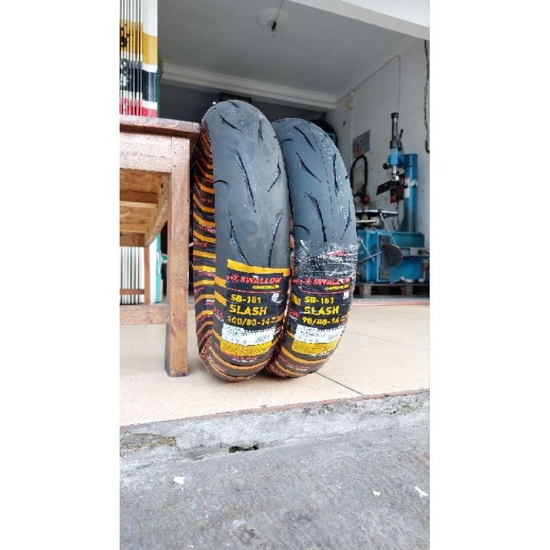 swallow slash 100/80-14 vario 150