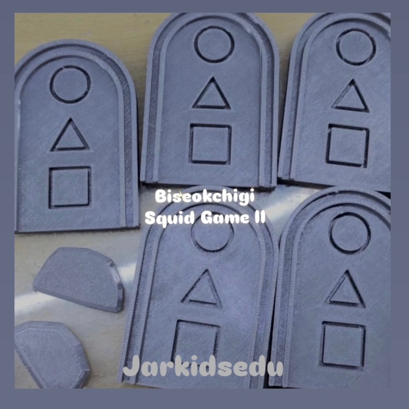 Mainan Biseokchigi Squid Game 2 Korea Traditional Game Toy Per Set