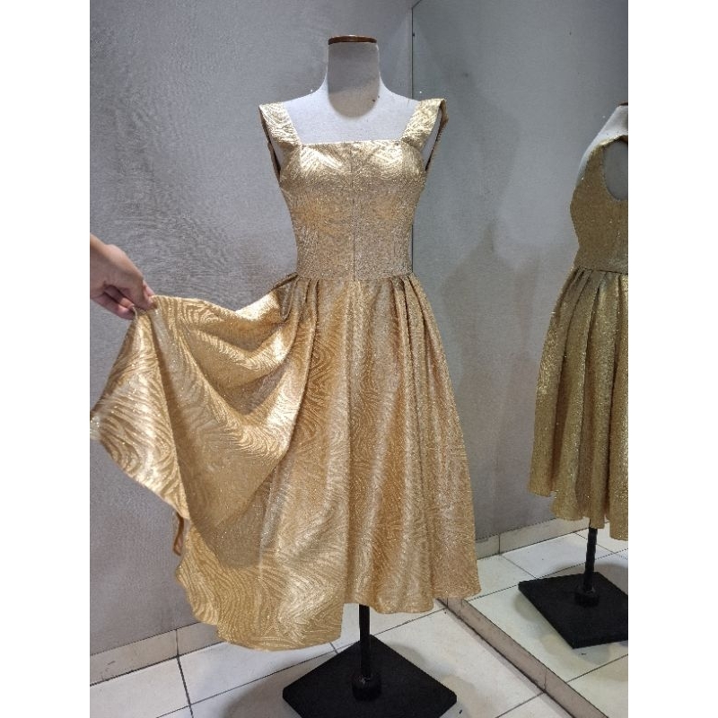 B dress pendek dan simple bridesmaid