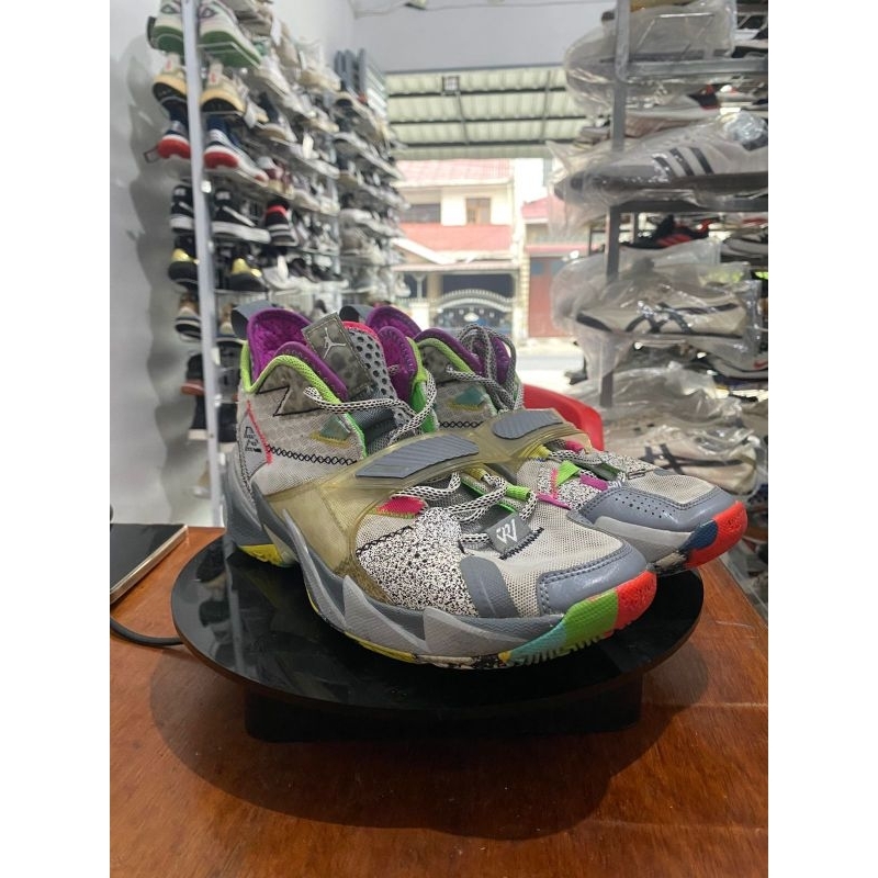 Sepatu Second Branded