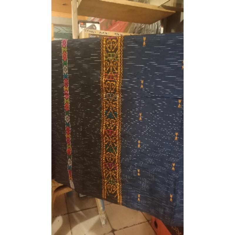 kain tenun lokal motif ulos bahan jas premium