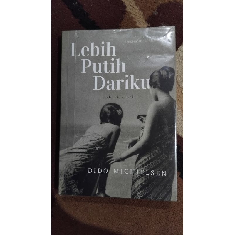 Preloved Novel Lebih Putih Dariku