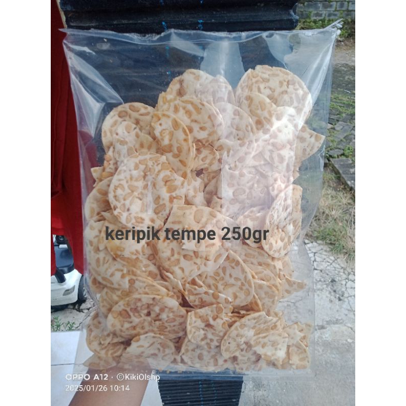 

KRIPIK TEMPE SAGU 250GRAM