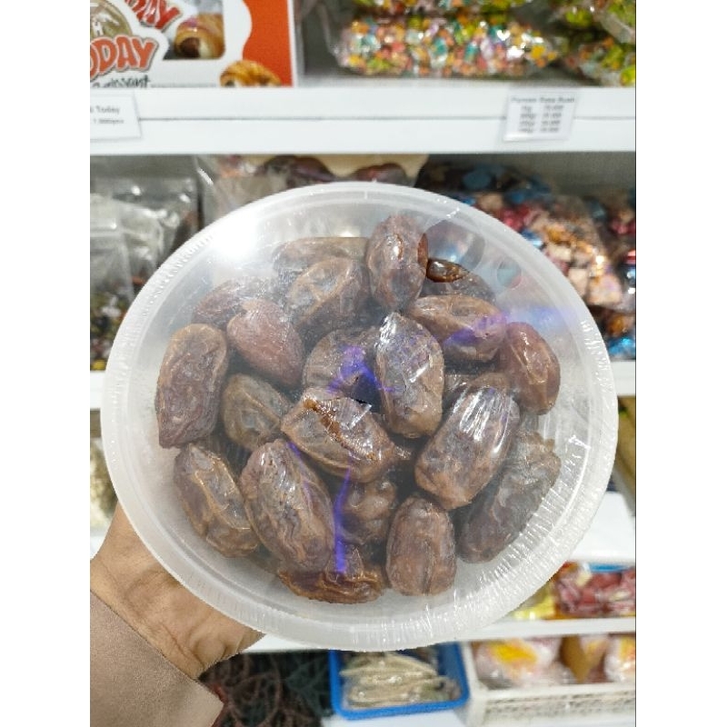 

Kurma Medjool Reba