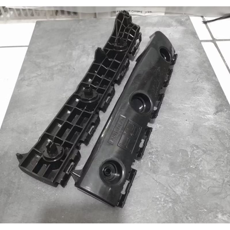 breaket bemper belakang mobil calya sigra 100% original harga satuan