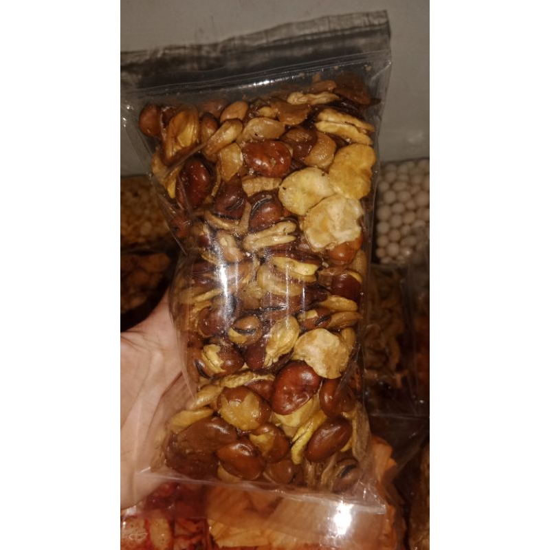 

(cemilan) Koro kulit cap Lecy