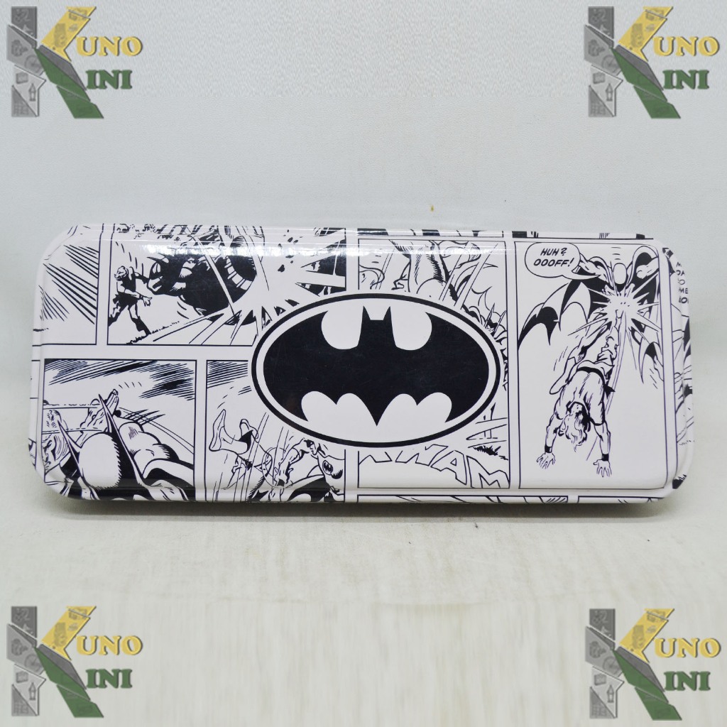 

LCN WB BATMAN COMICS PENSIL CASE