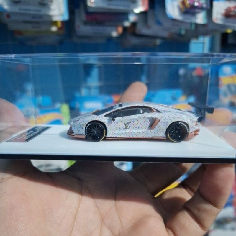 miniscale King Model Lamborghini Aventador LV RESIN