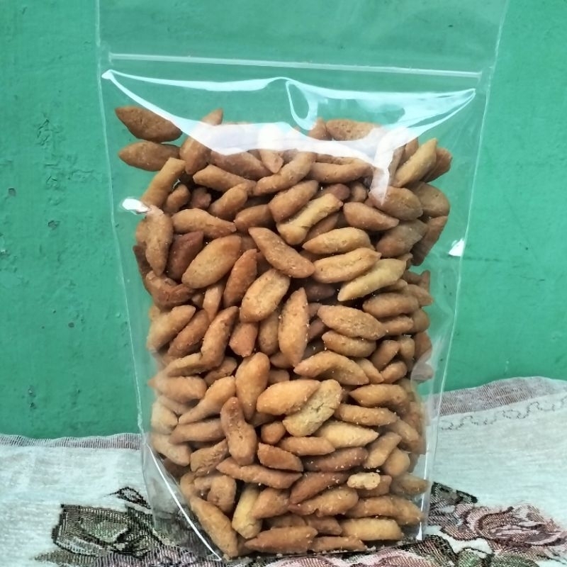 

KUE BIJI KETAPANG - GURIH RENYAH KEMASAN 500 GRAM