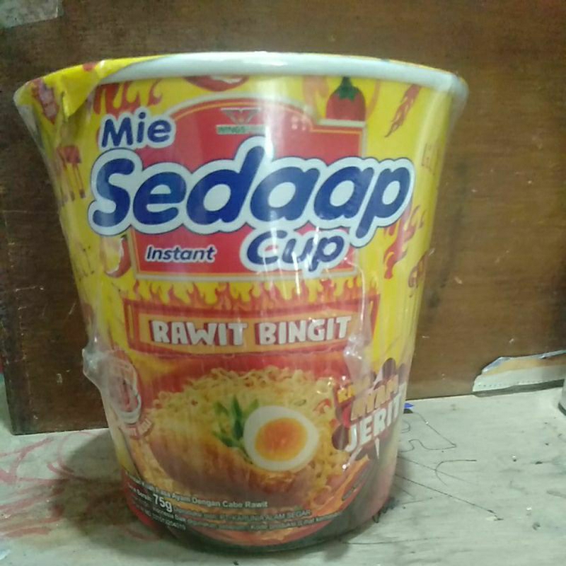 

Sedap cup Rawit Bingi Rasa ayam jerit