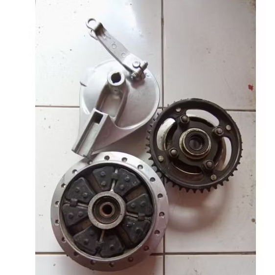 Tromol belakang Megapro mono Verza original copotan motor