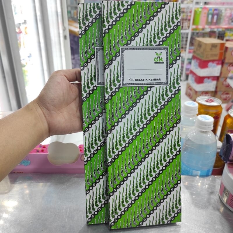

Gelatik kembar hardcover buku catatan panjang isi 100 isi 50