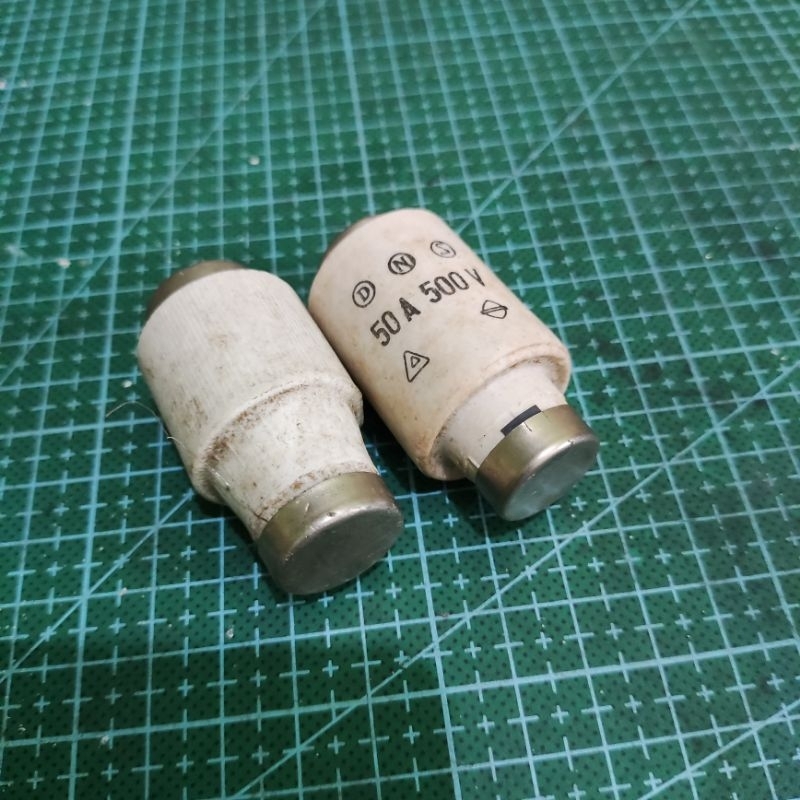 BATU SEKRING FUSE BOX SIKRINH KERAMIK JADUL ORIGINAL KUNINGAN 16A/50A