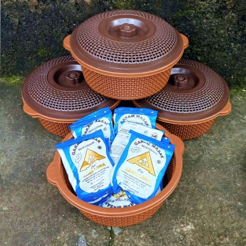 

Promo Paket Hemat 1 PCS Bakul nasi + garam dapur beryodium 1 kg 10 pack 1 kantong isi 100 gram garam murah cap segitiga Lima Halal