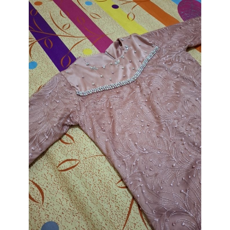 (PRELOVED 1X PAKAI) KEBAYA WANITA Bahan tile manik-manik - No minus - Kebaya Wisuda - Kebaya lamaran