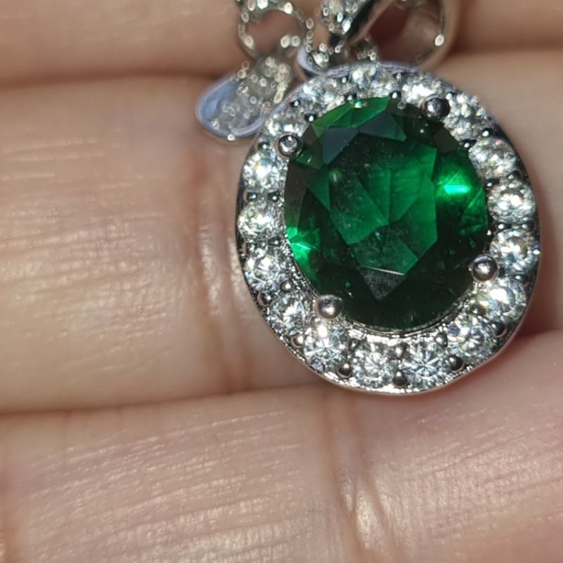 kalung batu emerald / emerald necklace. silver s925