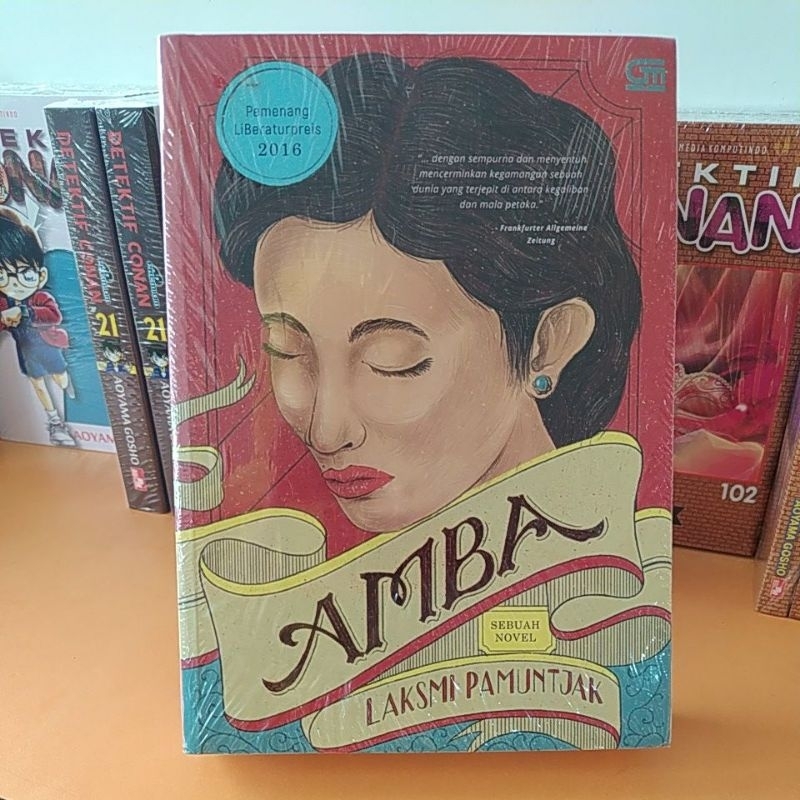 Novel Amba Laksmi Pamuntjak