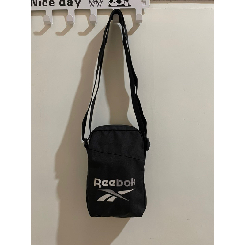 Preloved tas reebok