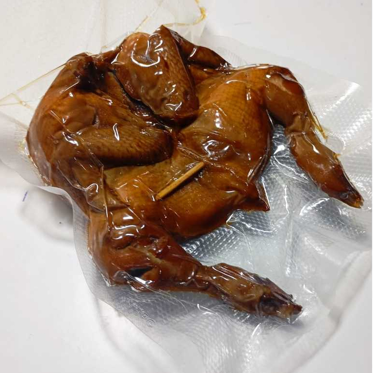 

AYAM BAKAKAK MADU 1 EKOR TANPA KEPALA DAN CEKER SIAP BAKAR UKURAN 500 GRAM