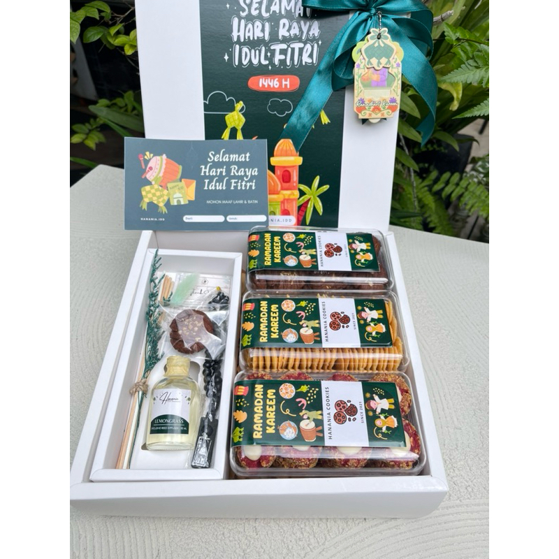 

(EKSPEDISI) Hampers Ramadhan Lebaran Idul Fitri | Gift Box Hampers Scented Candle dan Reed Diffuser Hampers Lebaran Hampers Lampung Kado Ulang Tahun Unik | Kado Pernikahan | Souvenir Pernikahan | Hampers Lebaran | Bandar Lampung