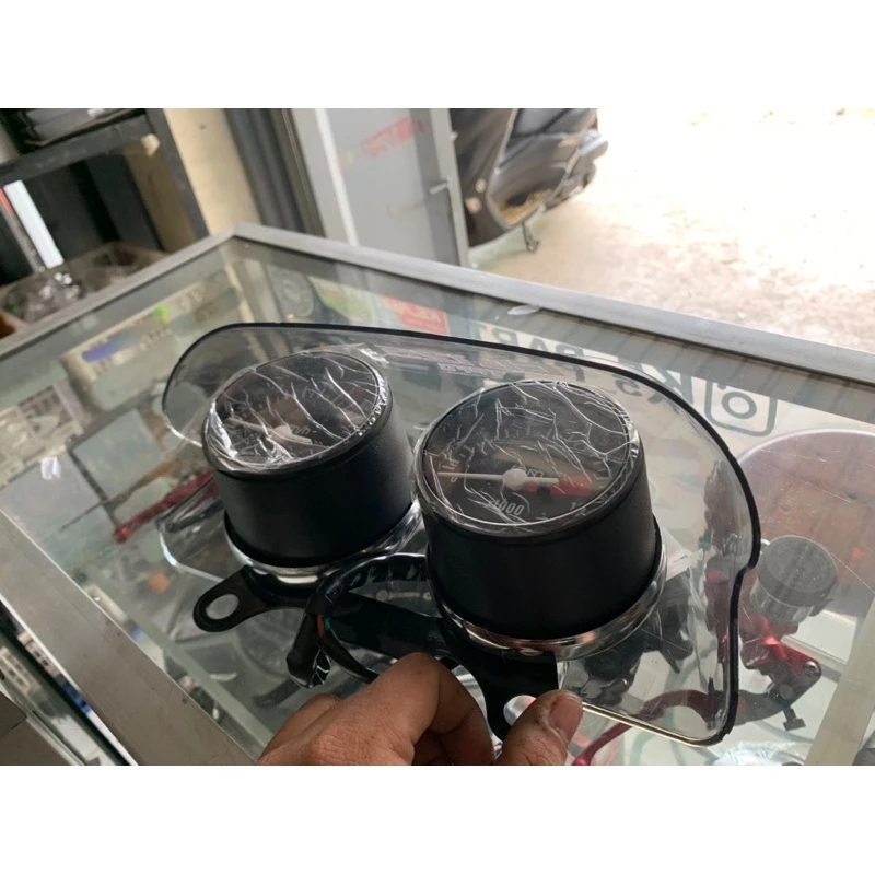COVER SPEDOMETER GL100 TPFC CARBON FORGET KARBON SPEEDOMETER GL100 TPFC SPEDOMETER STANDAR ORIGINAL