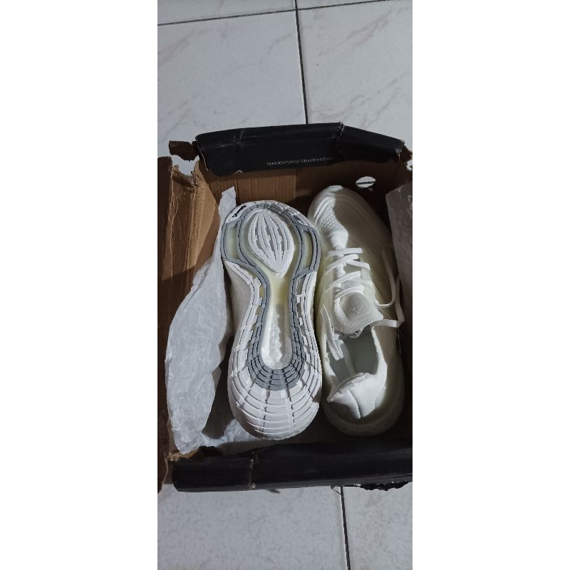 Sepatu Running Adidas Ultraboost 21 Ori