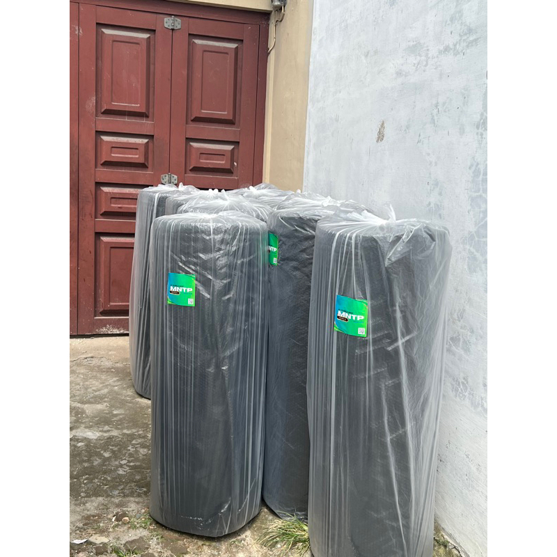 

MNTP Bubble Wrap Hitam 125cm x 50m