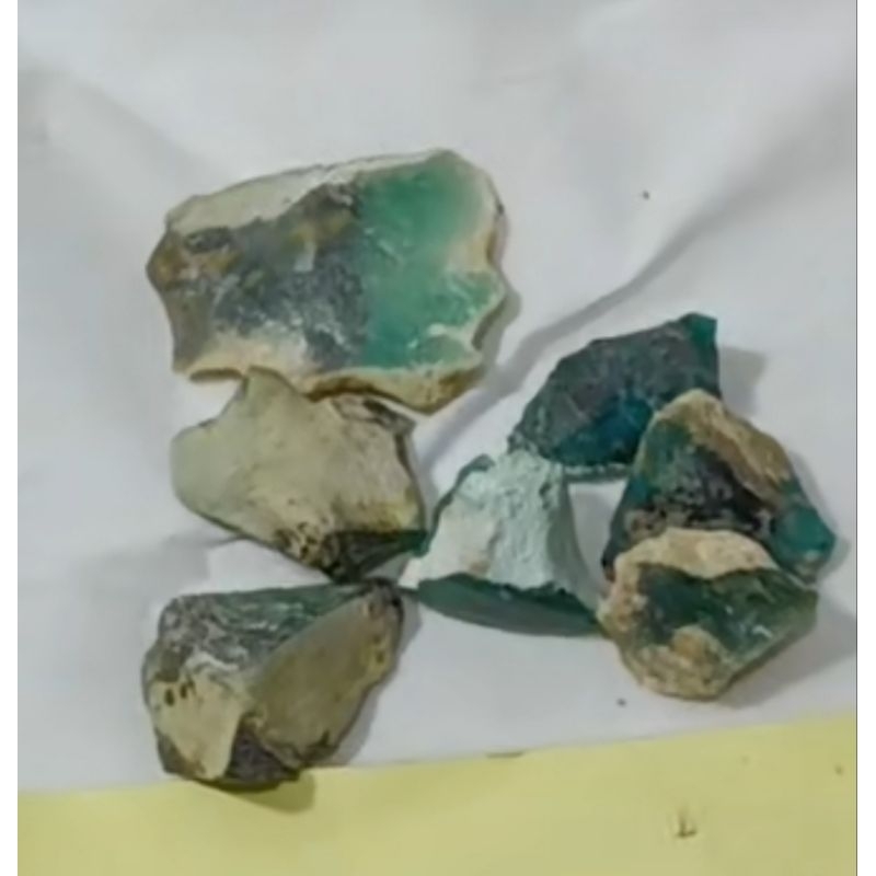 bahan potekan tunggalan bongkahan bacan doko majiko cokmer dll