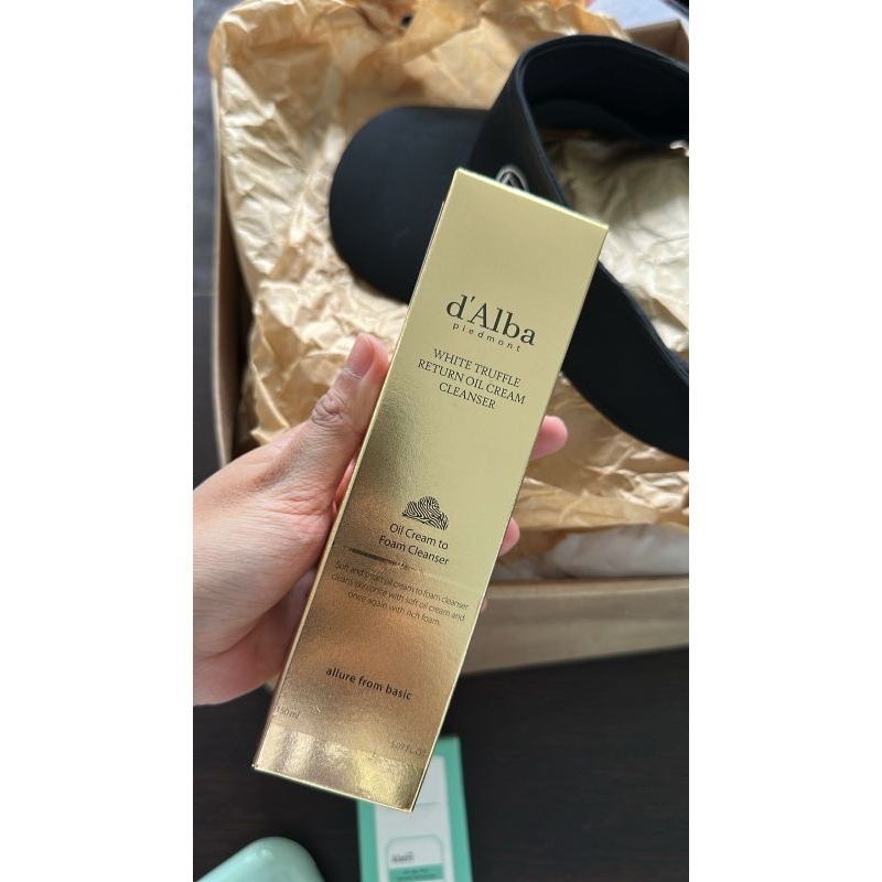 d'Alba White Truffle Return Oil Cream Cleanser