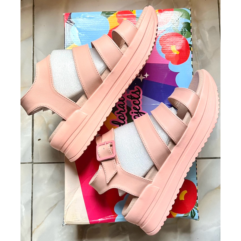 Sepatu Adorable Projects New Murah