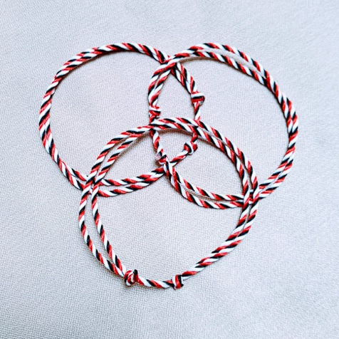 Gelang Tridatu Merah Tridatu Biru  Tridatu Hitam 1mm Tebal Couple