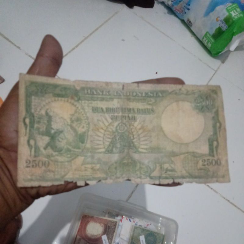 Ang kuni 2500 seri hewan 1957