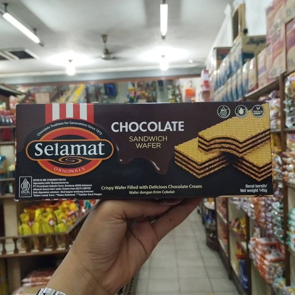 

SELAMAT CHOCOLATE SANDWICH WAFER 145 g