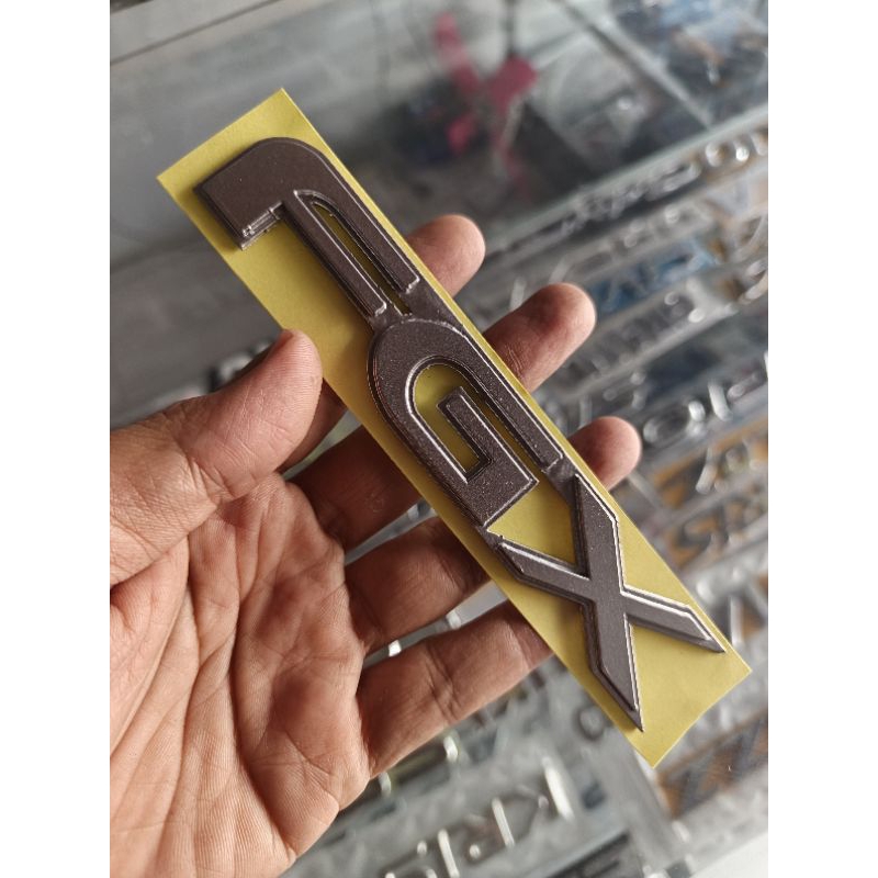 Emblem FGX Daihatsu Taruna